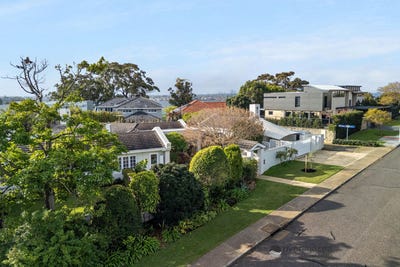 /international/au/153-victoria-street-mosman-park-wa-148362368/