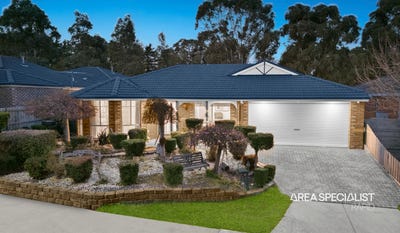/international/au/12-milton-place-narre-warren-south-vic-148544044/