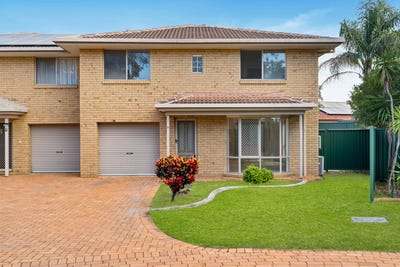 /international/au/11-348-oxley-drive-coombabah-qld-151275852/