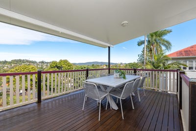 /international/au/84-redwood-street-stafford-heights-qld-148521184/