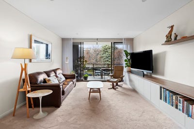 /international/au/24-30-blackall-street-barton-act-148539660/