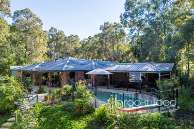 /international/au/22-council-road-mundaring-wa-152014884/