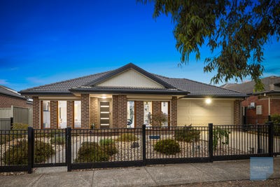 /international/au/34-rosella-crescent-caroline-springs-vic-148466916/