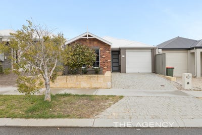 /international/au/14-mikado-road-eglinton-wa-152248080/