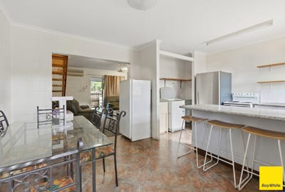 /international/au/6-25-mount-peter-road-edmonton-qld-151556840/