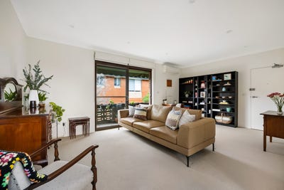 /international/au/5-57-prospect-road-summer-hill-nsw-151533344/