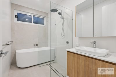 /international/au/12bc-success-road-bassendean-wa-152554460/