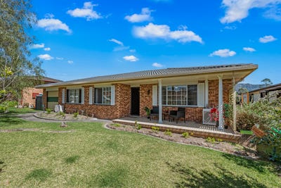 /international/au/5-maple-close-gloucester-nsw-152349004/