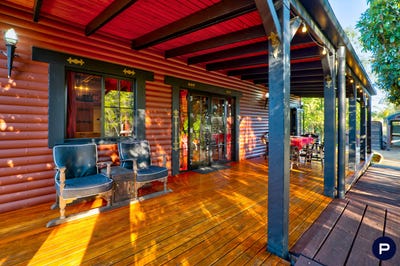 /international/au/13468-d-aguilar-highway-south-nanango-qld-151341384/