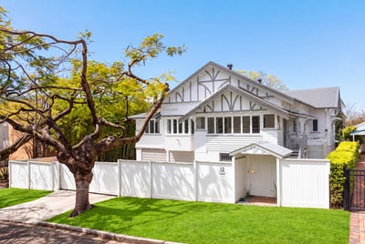 /international/au/10-12-garnet-street-clayfield-qld-152590456/