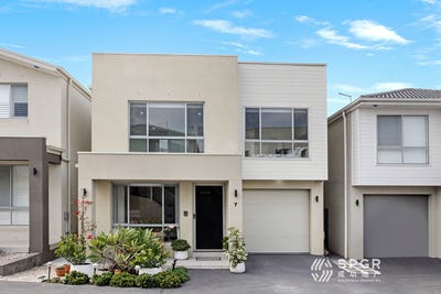 /international/au/7-dodman-glade-riverstone-nsw-148396684/