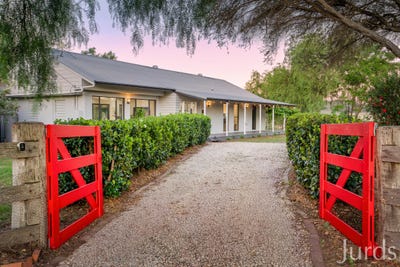 /international/au/38-42-cochrane-street-broke-nsw-700429660/