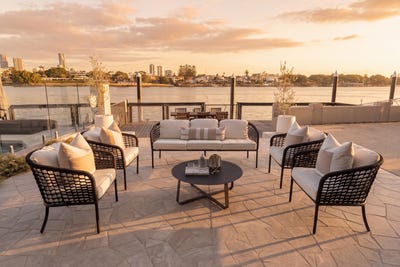 /international/au/26-wynnum-road-norman-park-qld-151029292/