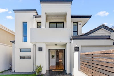 /international/au/44-vaucluse-circuit-belmont-wa-151253508/