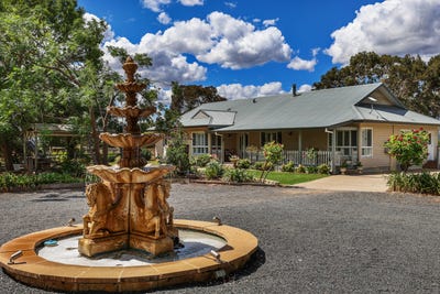 /international/au/217-251-spring-flat-south-lane-mudgee-nsw-700401604/