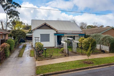 /international/au/12-haines-street-brown-hill-vic-152378356/