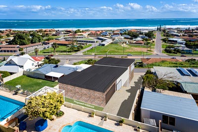 /international/au/77-sydney-street-mount-tarcoola-wa-204677768/