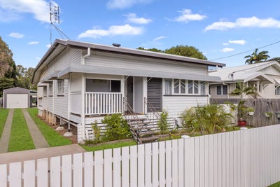 /international/au/12-sixth-avenue-south-townsville-qld-150818696/