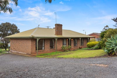 /international/au/23-25-belmont-crescent-maitland-sa-151659128/