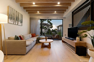 /international/au/6-132-mitcham-road-donvale-vic-151201792/