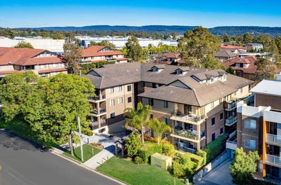 /international/au/7-9-13-dent-street-jamisontown-nsw-148467164/