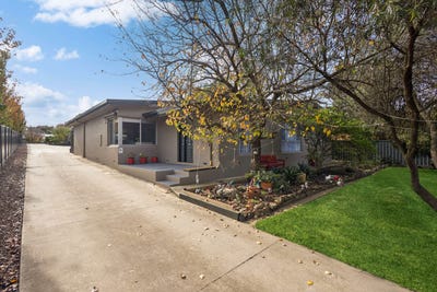 /international/au/677-mcivor-highway-junortoun-vic-151355568/