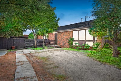/international/au/16-blamey-avenue-mill-park-vic-148428308/