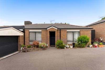 /international/au/3-30-tuscany-rise-pakenham-vic-151621144/