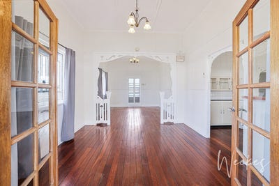 /international/au/376-bourbong-street-millbank-qld-152308468/