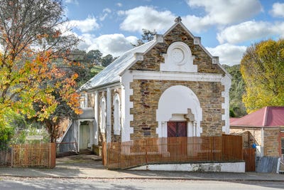 /international/au/74-grants-gully-road-clarendon-sa-151303620/