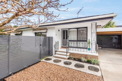 /international/au/4-165-barrabool-road-highton-vic-148562376/