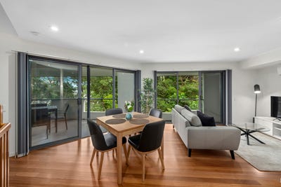 /international/au/8-9-rosecliffe-street-highgate-hill-qld-151235636/