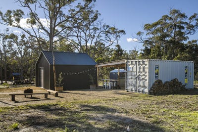 /international/au/86-skeggs-avenue-white-beach-tas-204561680/
