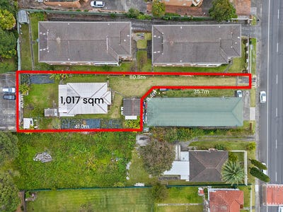 /international/au/19-heaslip-street-coniston-nsw-148491384/