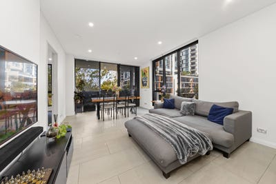 /international/au/210-3-finch-drive-eastgardens-nsw-148402108/
