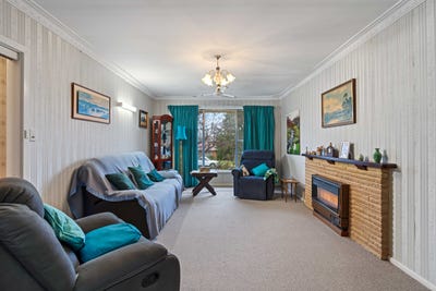 /international/au/10-alkira-way-orange-nsw-148553720/