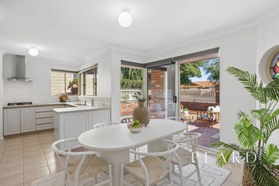 /international/au/16-archibald-road-balcatta-wa-151207376/