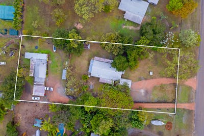 /international/au/73-church-road-black-river-qld-148615920/?lang=fr