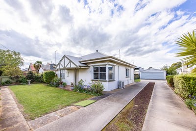 /international/au/17-cameron-street-penola-sa-152540964/
