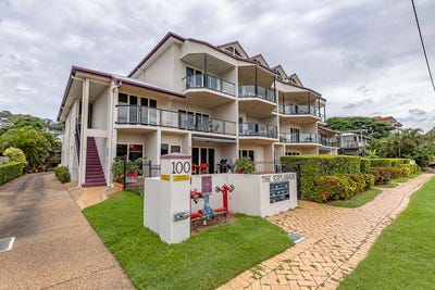 /international/au/3-100-the-esplanade-belgian-gardens-qld-151184008/