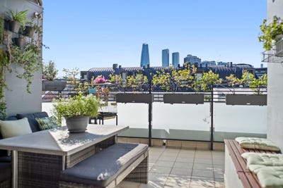 /international/au/302-26-cadigal-avenue-pyrmont-nsw-150647876/