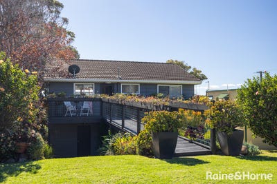 /international/au/10-garside-road-mollymook-beach-nsw-151089544/