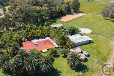 /international/au/104-champion-retreat-pinjarra-wa-152469048/