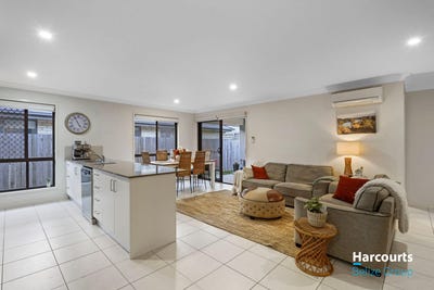 /international/au/5-dandalup-avenue-ormeau-hills-qld-152289200/