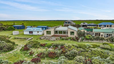 /international/au/23-cape-douglas-road-cape-douglas-sa-152517868/