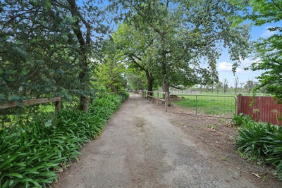 /international/au/56-princes-way-longwarry-north-vic-152529156/