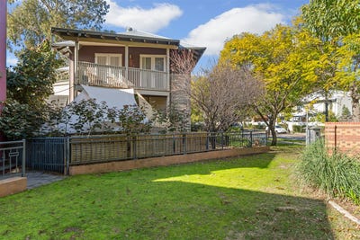 /international/au/8-hebe-lane-woodbridge-wa-148516280/