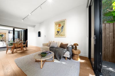 /international/au/13-cowper-street-marrickville-nsw-150912028/
