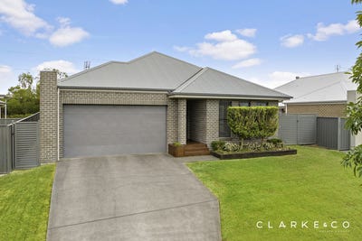 /international/au/77-radiant-avenue-bolwarra-heights-nsw-151322280/