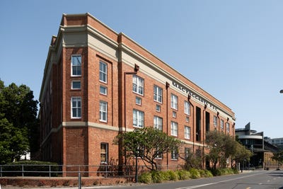 /international/au/82-53-vernon-terrace-teneriffe-qld-151382120/